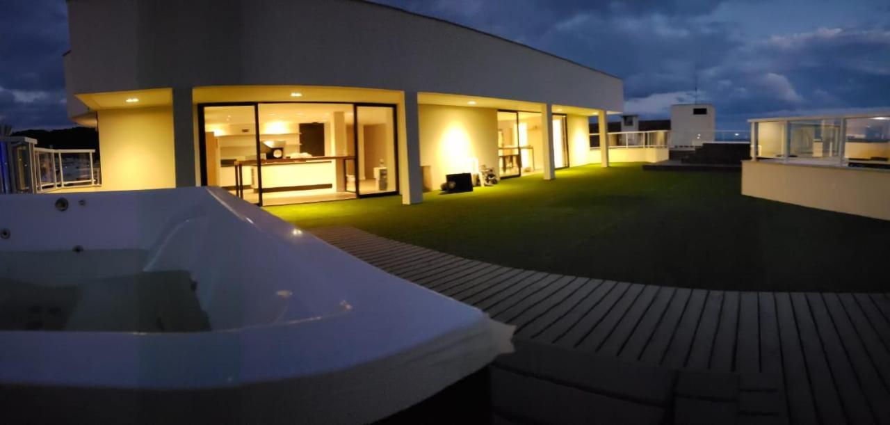 Hotel Praia Brava - Studios — Fotos 1